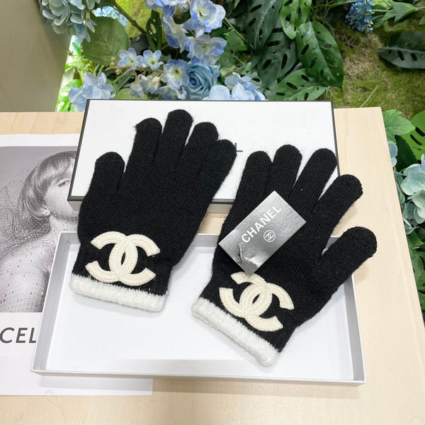 GLOVES IN BLACK WOOL MIX WHITE LOGO 425403
