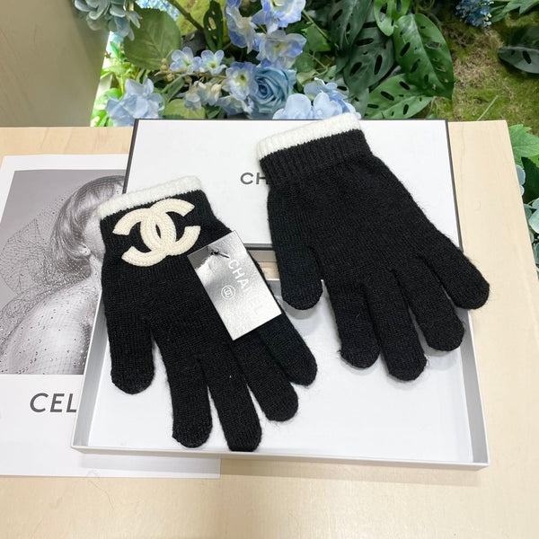 GLOVES IN BLACK WOOL MIX WHITE LOGO 425403