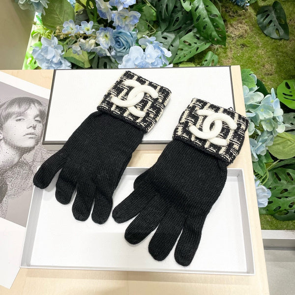 GLOVES IN BLACK MIX WHITE WOOL KNIT 462431