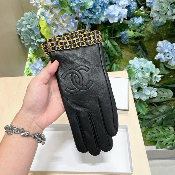 GLOVES IN BLACK LAMBSKIN 463822