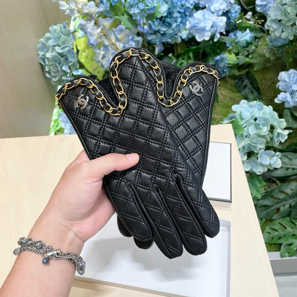 GLOVES IN BLACK LAMBSKIN 464979