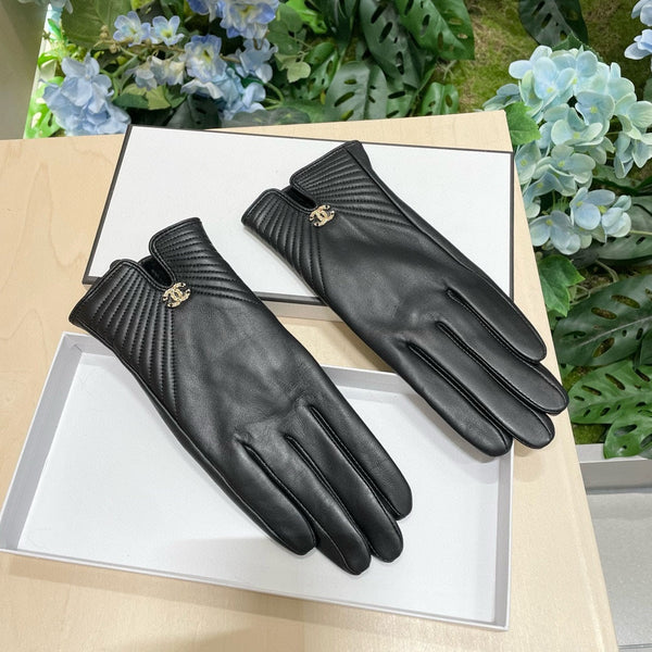 GLOVES IN BLACK LAMBSKIN 464985