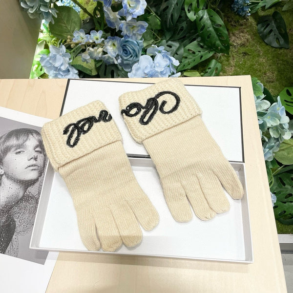 GLOVES IN BEIGE WOOL WITH BLACK LOGO 465775