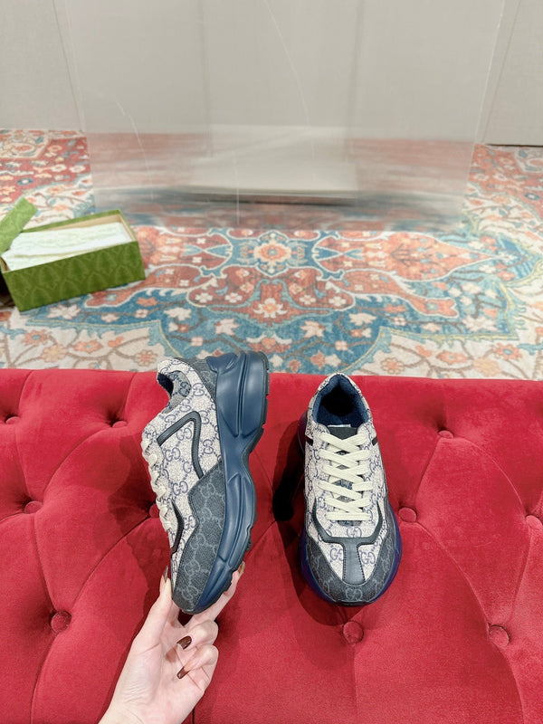 GG RHYTON TRAINER IN PELLE DI VITELLO GRIGIO CHIARO E CARBONE