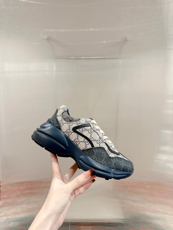 GG RHYTON TRAINER IN PELLE DI VITELLO GRIGIO CHIARO E CARBONE