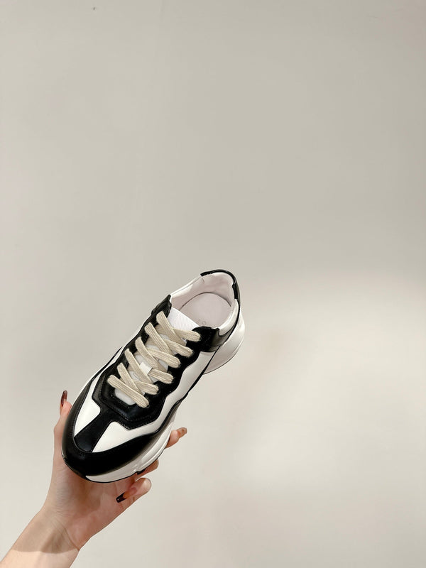 GG RHYTON TRAINER IN PELLE DI VITELLO NERA E BIANCA