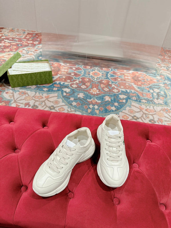 GG RHYTON TRAINER IN PELLE DI VITELLO BIANCA CON MOTIVO MELA