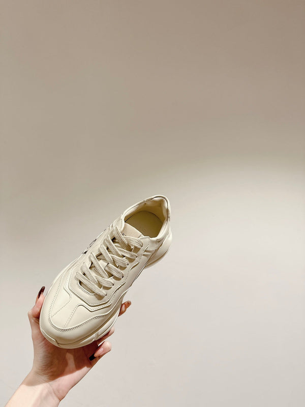 GG RHYTON TRAINER WHITE CALFSKIN WITH BEAR MOTIF