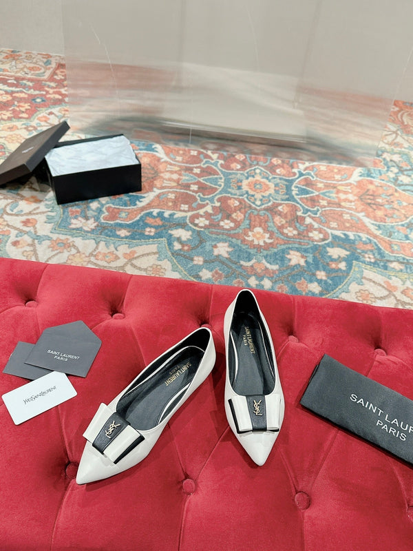 CASSANDRA BALLET FLAT IN WHITE MIX BLACK SMOOTH LAMBSKIN