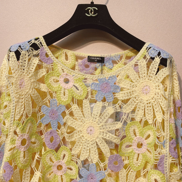 CC 25 Round Neck Hollow Out Sweater 293379