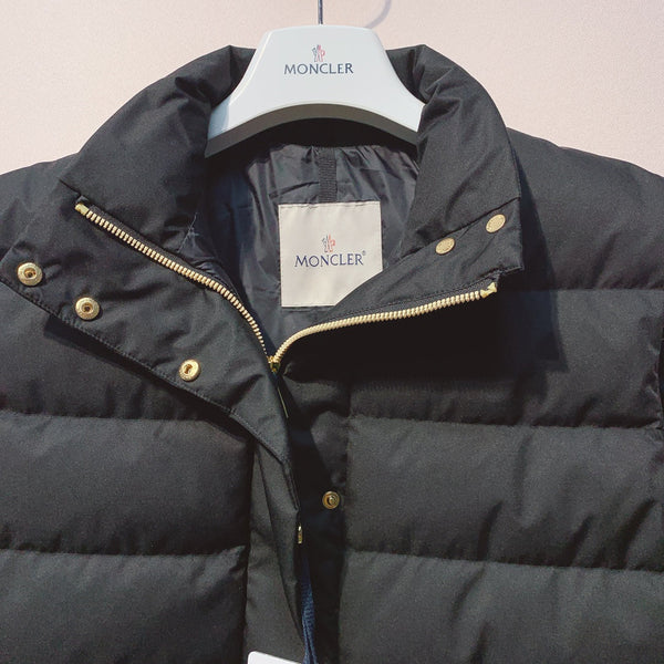 Moncler 25 Button-down Vest Black Polyester 293404