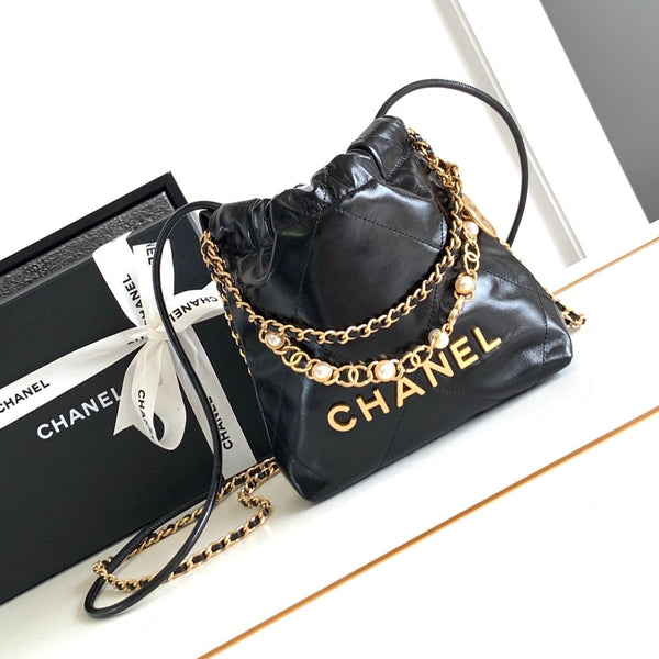 Borsa hobo 24a cc 22 20 cm in pelle di agnello nera con finiture in oro perlato