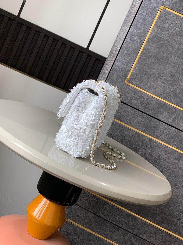 CC 25S Flap Bag 20cm White Fringed Sequin Calfskin