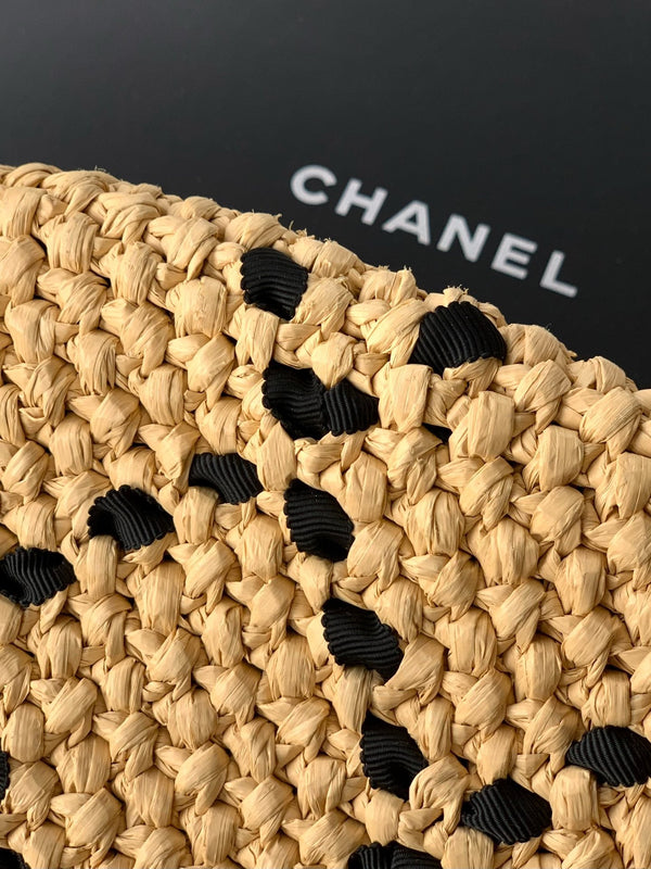 CC Logo Shopper Bag With Chain 23cm Beige Black Raffia GHW