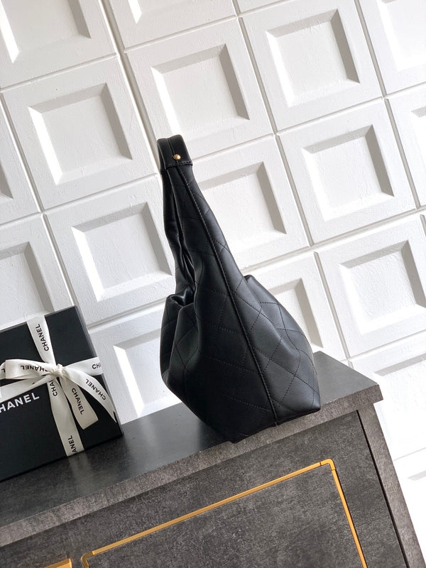 Chanel 26C Hobo Bag Black Cowhide GHW