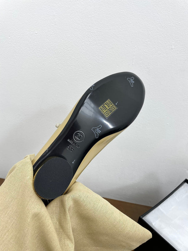 CC Mary Jane Beige Cowhide