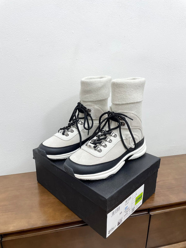 CC Sneaker 30mm White Suede And Wool