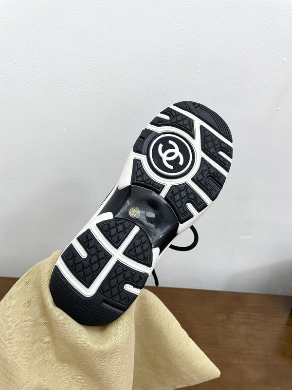 CC Sneaker 30mm Nero Suede e Lana