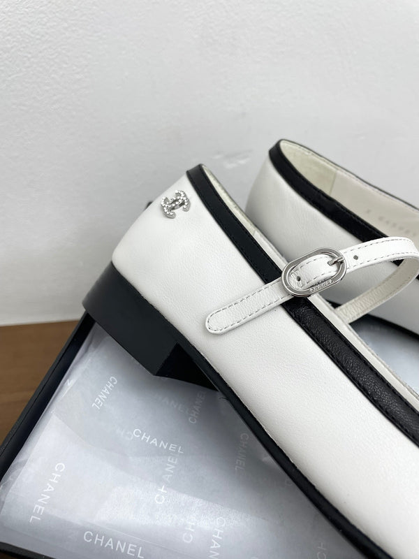 CC Mary Jane White Calfskin