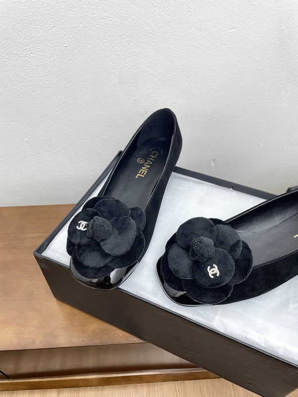CC Ballet Flats Black With Camellia Black Suede