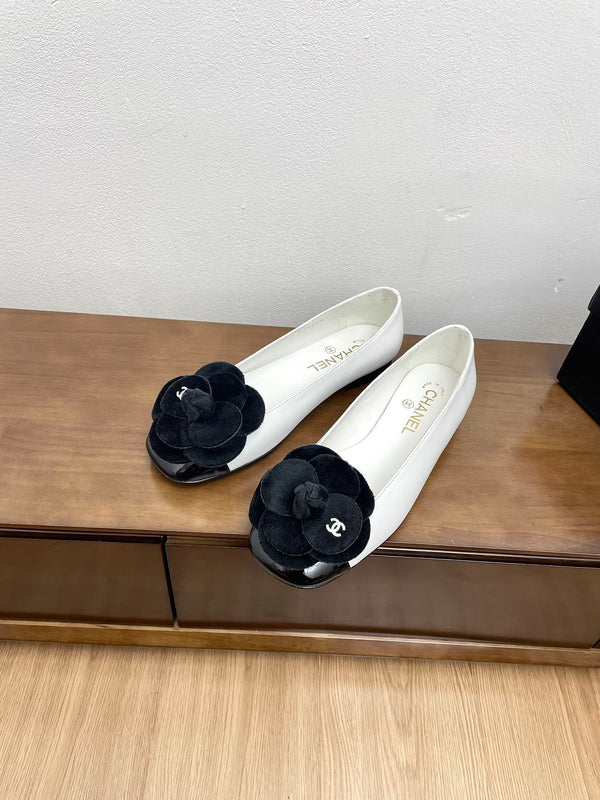CC Ballet Flats White With Camellia Black Lambskin