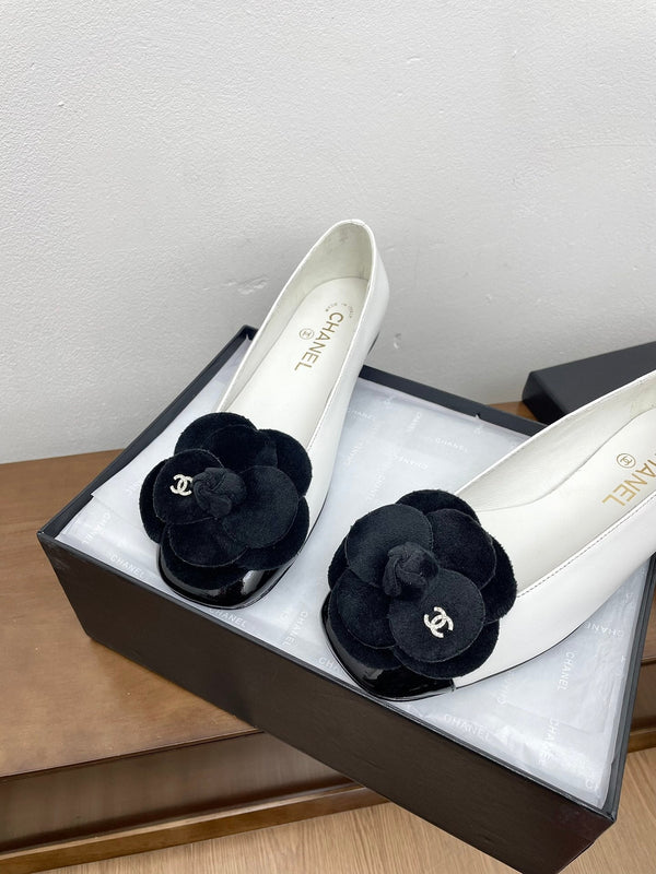 CC Ballet Flats White With Camellia Black Lambskin