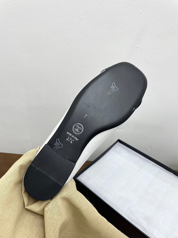 CC Ballet Flats White With Camellia Black Lambskin