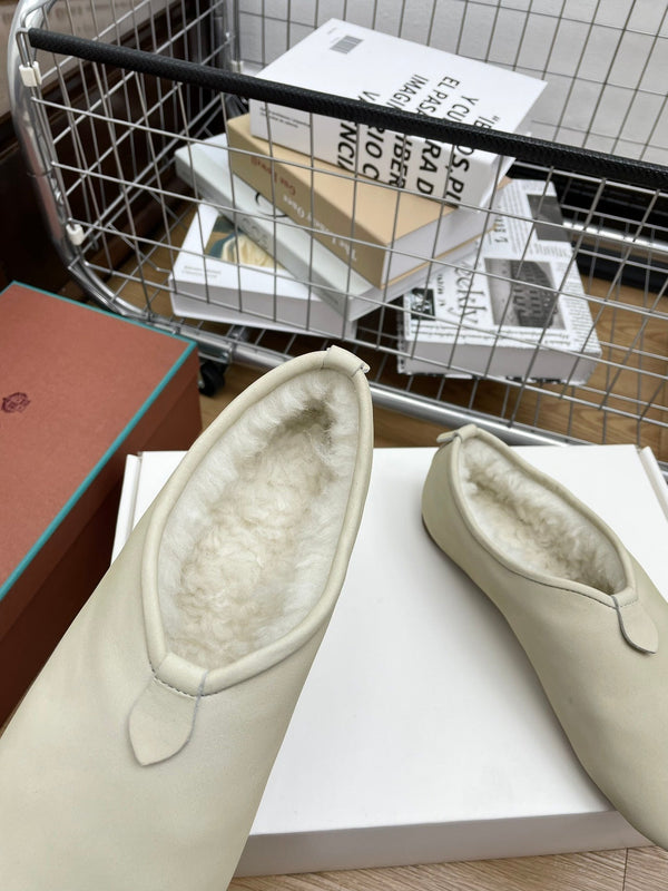 LP Cocooning Floaty Flat Ivory White Wool Fleece Lining And Lambskin 989989