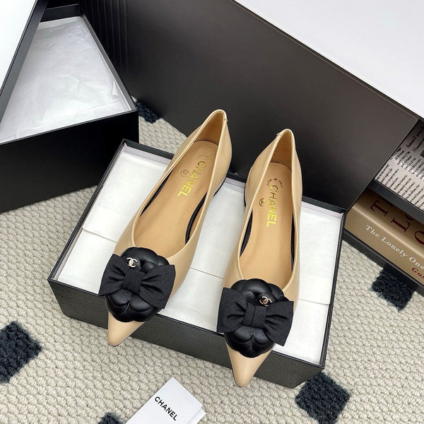 CC Logo Bow with Camellia Ballerina Flats Black Beige Cowhide Sheepskin 427020