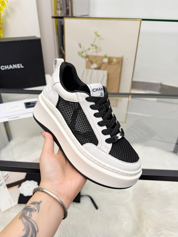 CC 26s Sneaker Black White Cowhide Mesh 723084
