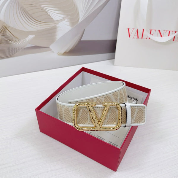 Ceinture Valenti Toilde Iconographe 40 mm veau blanc beige boucle effet martelé doré