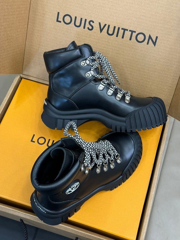 LV Ruby Flat Ranger Boots Black Calfskin