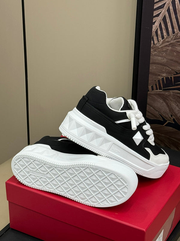 Baskets VT 2025 Noir Blanc Cuir de vachette 548580