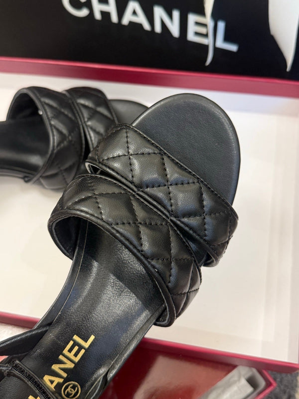 CC 25SS Sandali Honey 5cm Pelle di agnello nera 319631