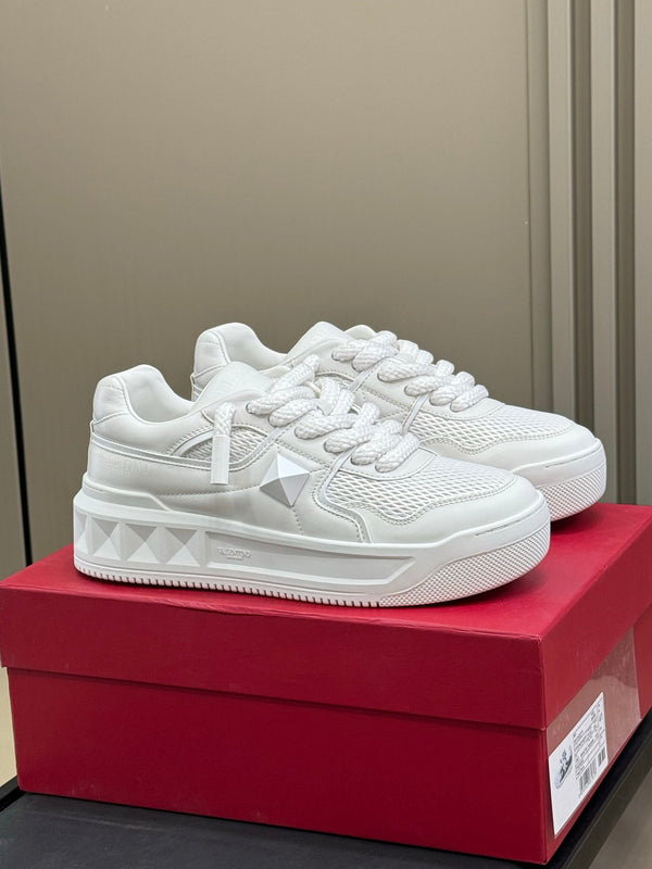 VT 2025 Sneakers White Frabic Cowhide 548577