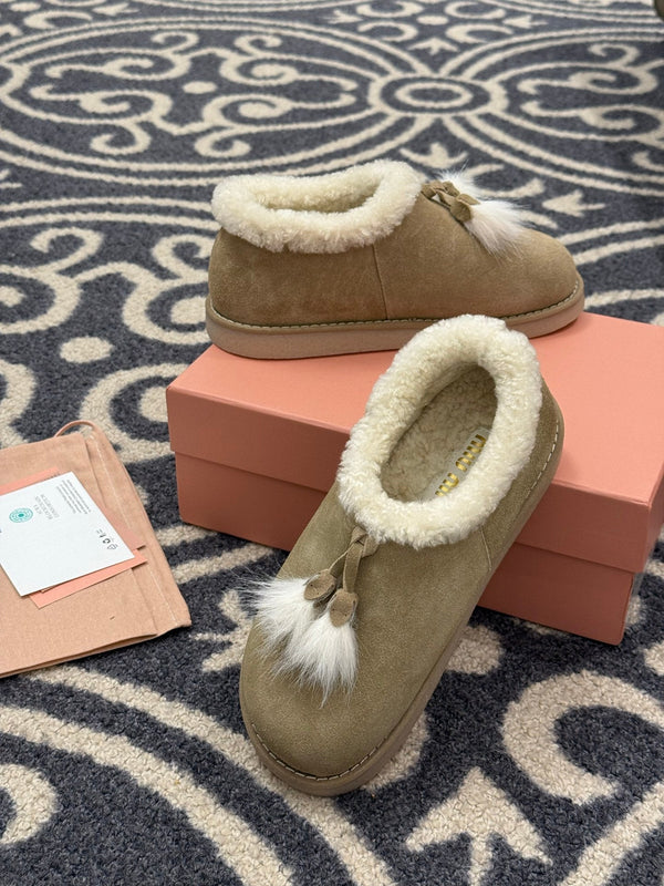 MiuMiu snow boots taupe green suede wool 521938