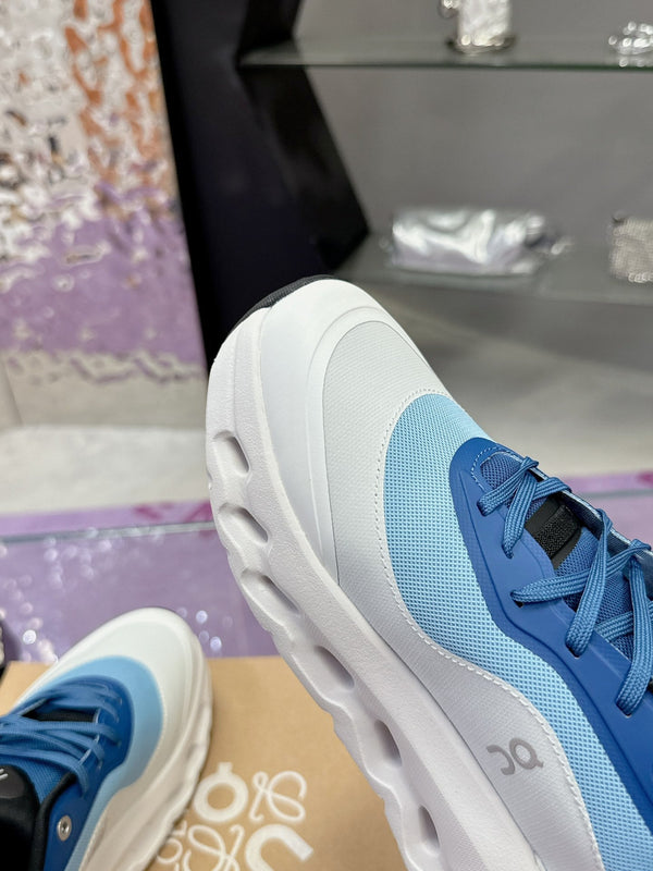 Sneaker Loewe x Running Cloudtilt2.0 in pelle di vitello bianca e blu