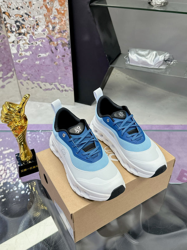 Sneaker Loewe x Running Cloudtilt2.0 in pelle di vitello bianca e blu