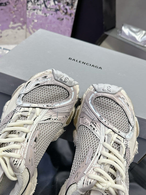 SNEAKER STAPLER IN POLIURETANO E POLIESTERE BEIGE E GRIGIO