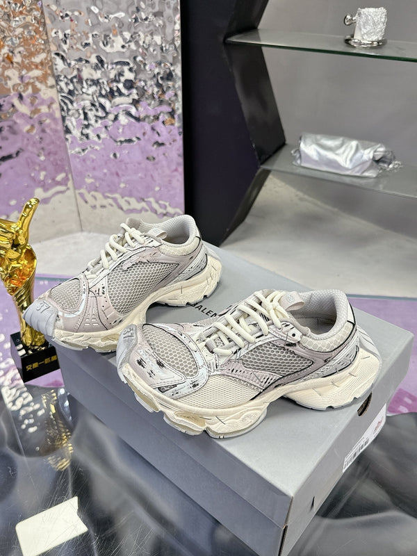 SNEAKER STAPLER IN POLIURETANO E POLIESTERE BEIGE E GRIGIO