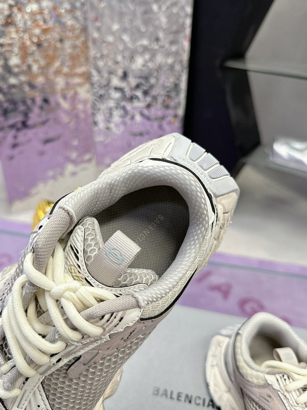 SNEAKER STAPLER IN POLIURETANO E POLIESTERE BEIGE E GRIGIO