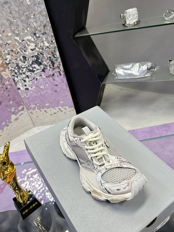 SNEAKER STAPLER IN POLIURETANO E POLIESTERE BEIGE E GRIGIO