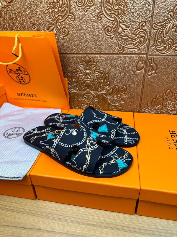 HM IZMIR SANDAL DENIM COLOR SUEDE WITH CHAIN MOTIF