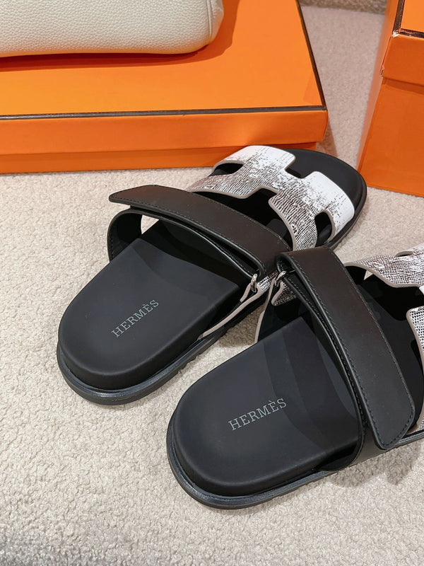 CHYPRE SANDAL OMBRE BLACK WHITE CALFSKIN