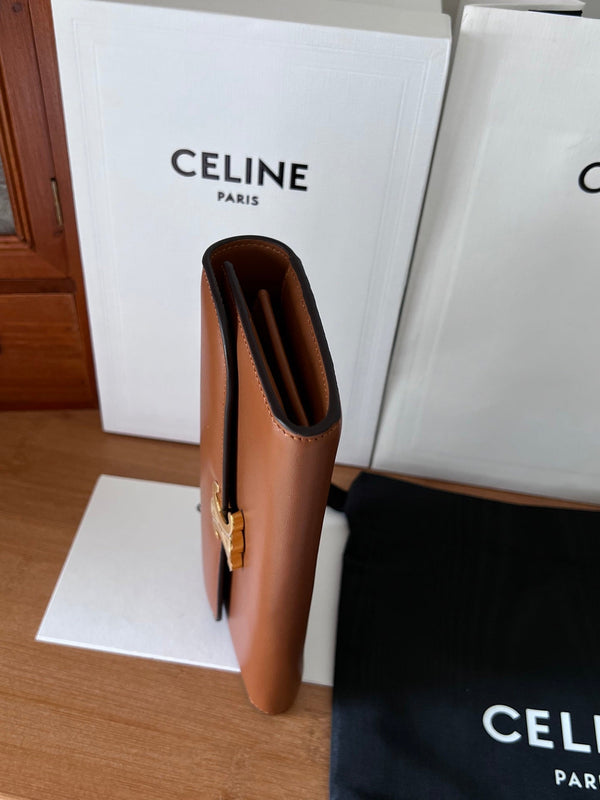 TRIOMPHE Flap Wallet Card Holder 19cm Tan Shiny Cafskin