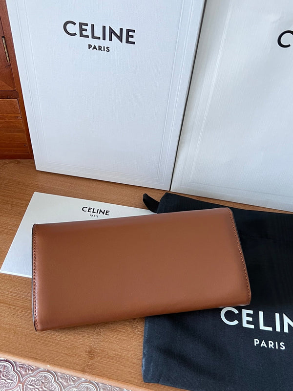 TRIOMPHE Flap Wallet Card Holder 19cm Tan Shiny Cafskin