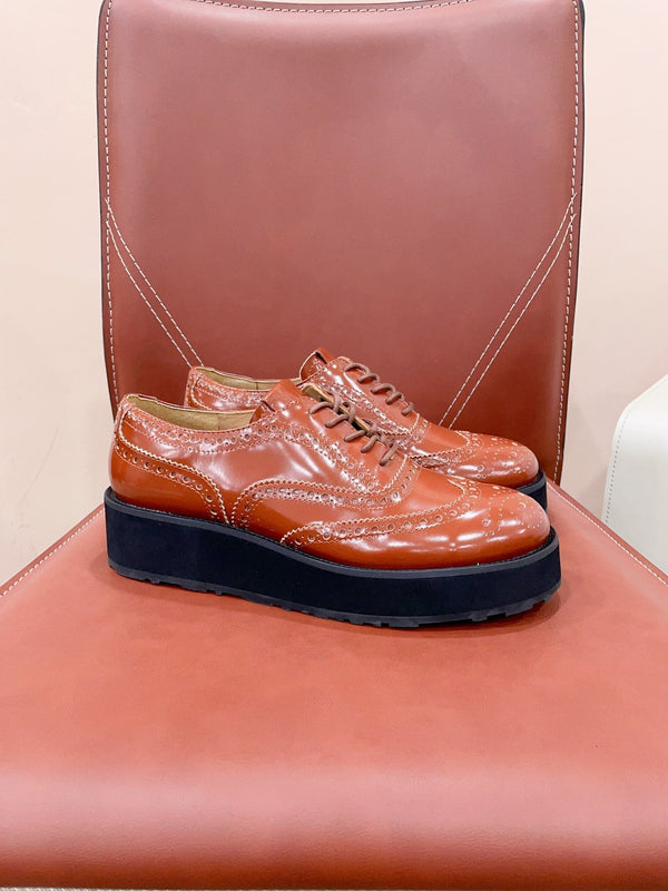 Miu-Church's Lace-Ups in pelle nabuk lucida color marrone cacao