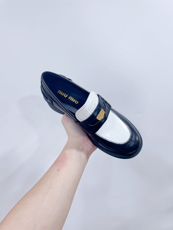 Miu Loafers Black And White cowhide