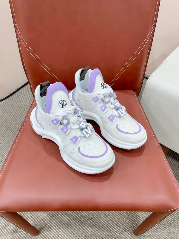 Scarpe sportive LV Archlight bianche con bordo viola in pelle di vitello