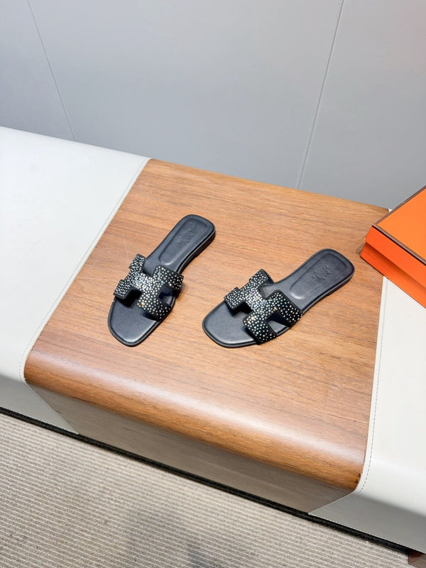 HM Oran Sandals Black Cowhide 327122